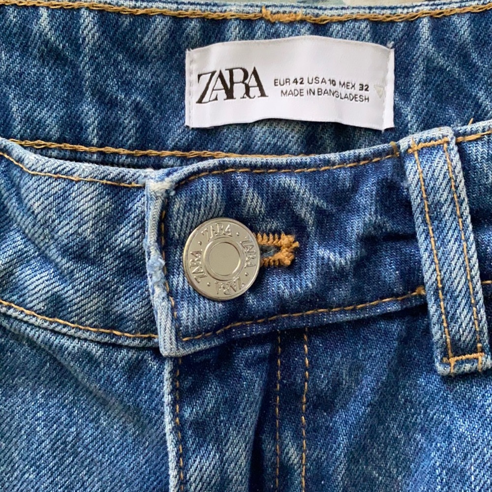 Zara Mom Straight Jeans
